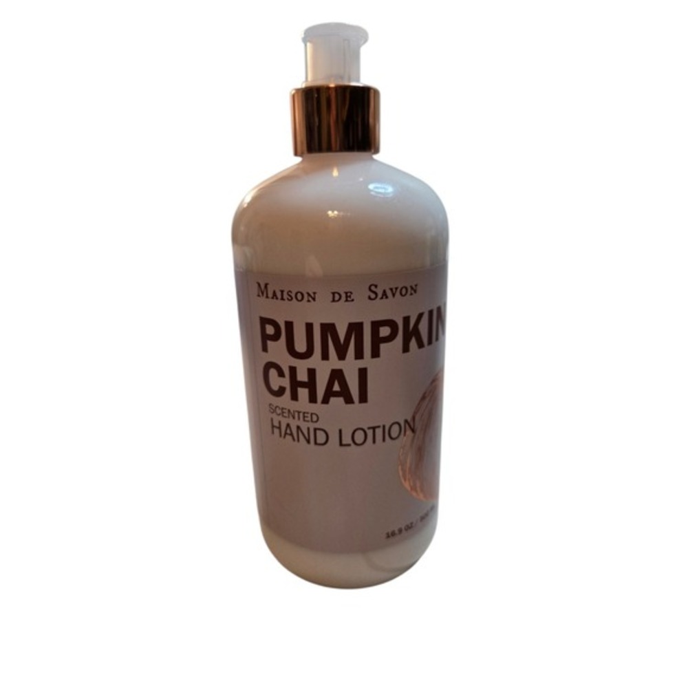 Maison De Savon Pumpkin Chai Scented Luxury Hand Lotion 16.9 oz Pump Bottle NEW